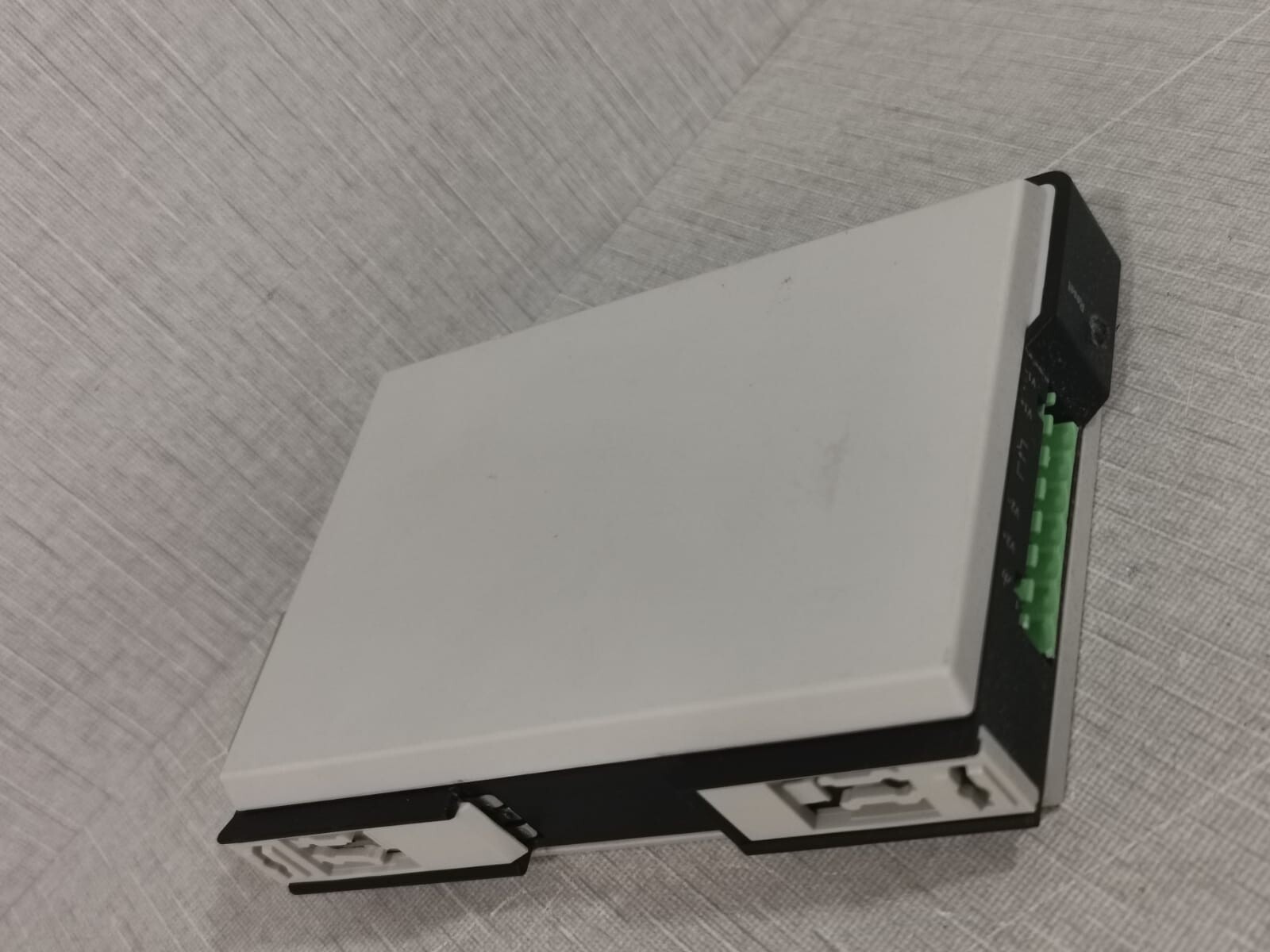 MOXA MGate MB3170 MOXA MGate MB3170 3