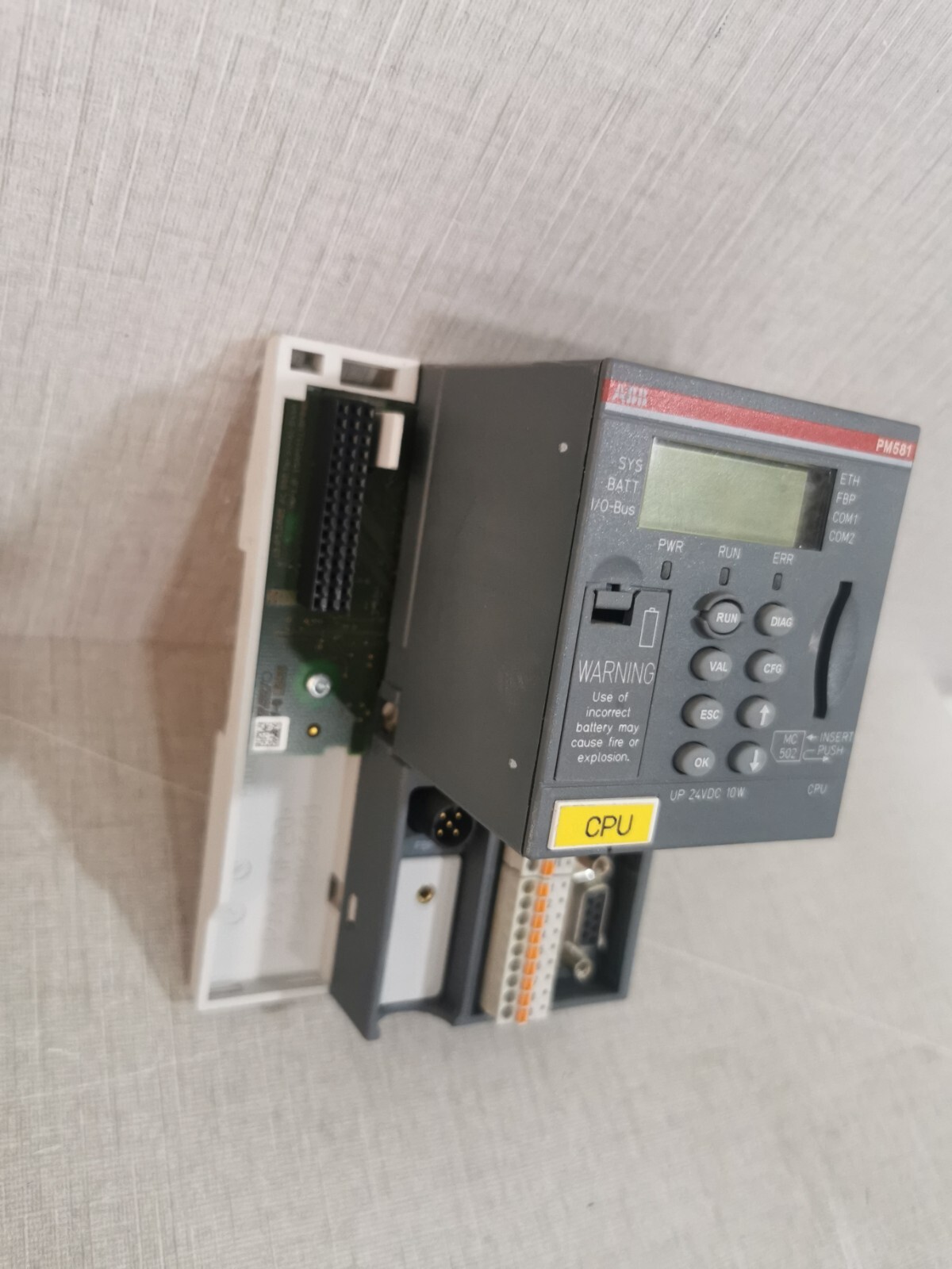 ABB 1SAP140100R0170 ABB PM581-ETH C1 Central Processsing Unit 1SAP140100R0170 2