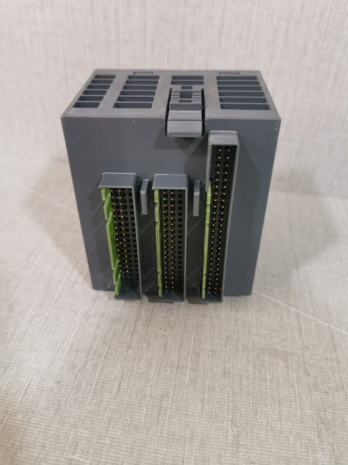 ABB 1SAP250100R0001 with TU515 B1 ABB AX521 B4 Analog Input/Output Module 1SAP250100R0001 with TU515 B1 6