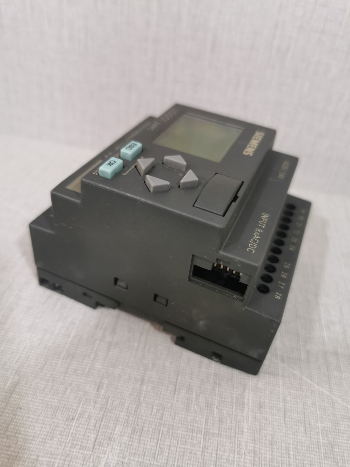 Siemens 052-1HB00-0BA4 SIEMENS 6ED1 052-1HB00-0BA4 MODULE INPUT 8xAC/DC 6