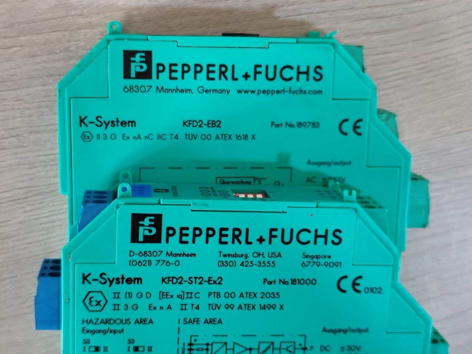 Pepperl+Fuchs KFD2-EB2 PEPPERL+FUCHS KFD2-EB2 P/n: 189783 + PEPPERL+FUCHS KFD2-ST2-Ex2 P/n: 181000 4