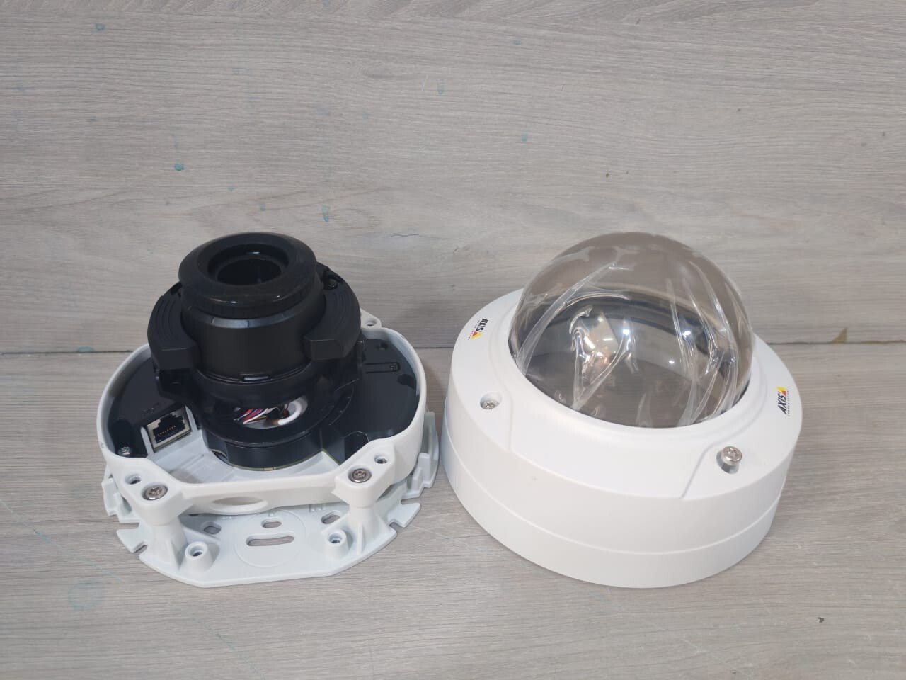 Axis P3225-LVE-MKII Axis P3225-LVE-MKII Network Camera 0955-001-03 3