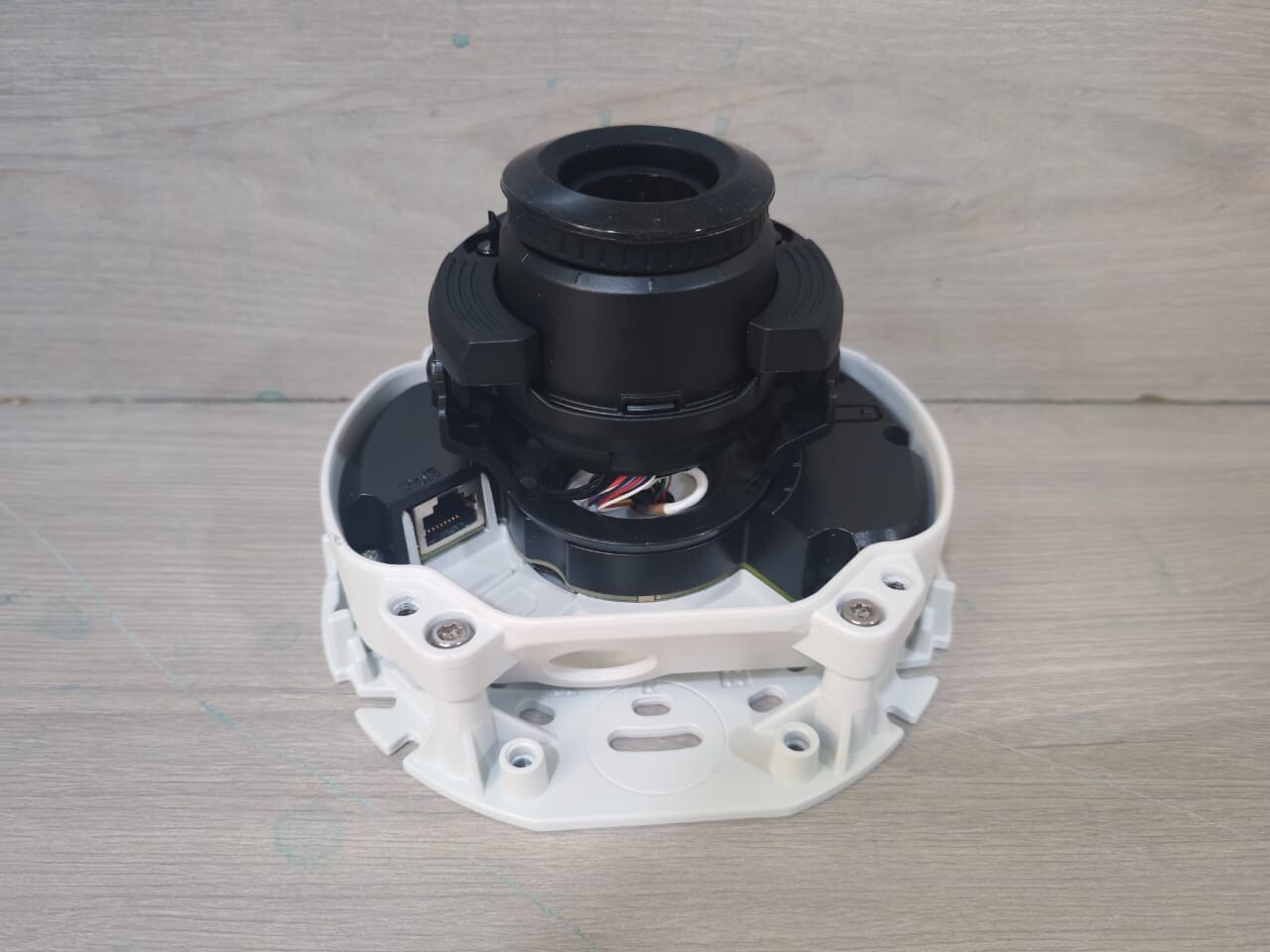 Axis P3225-LVE-MKII Axis P3225-LVE-MKII Network Camera 0955-001-03 6