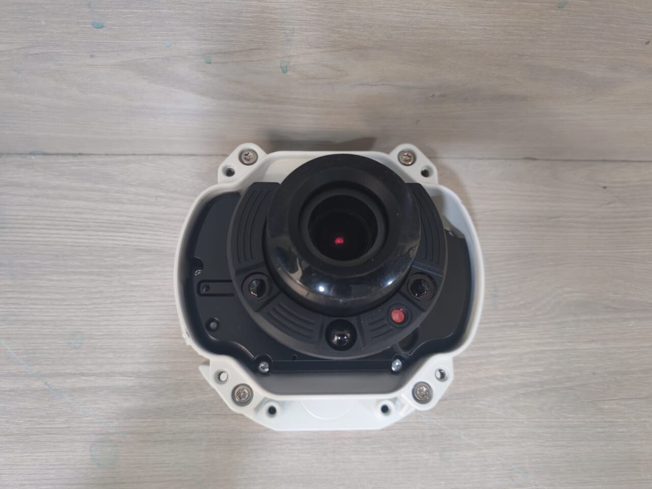 Axis P3225-LVE-MKII Axis P3225-LVE-MKII Network Camera 0955-001-03 7