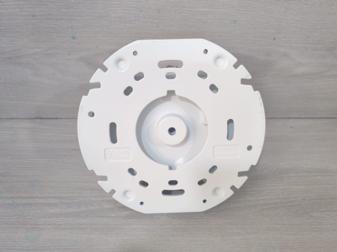 Axis P3225-LVE-MKII Axis P3225-LVE-MKII Network Camera 0955-001-03 8
