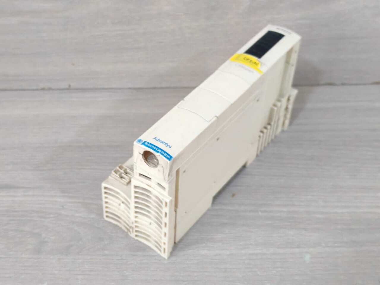 Schneider Electric STBNCO2212 Telemecanique Advantys by Schneider Electric STBNCO2212 Interface Module 10