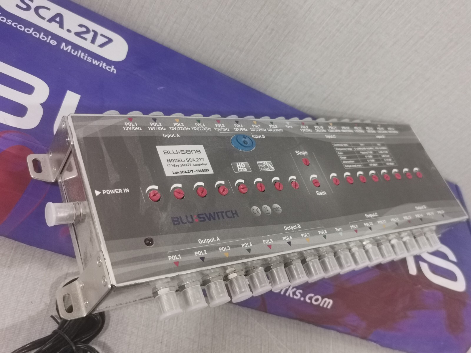 BLUSENS SCA.217 BLUSENS SCA.217 / 17 Way SMATV Amplifier 6