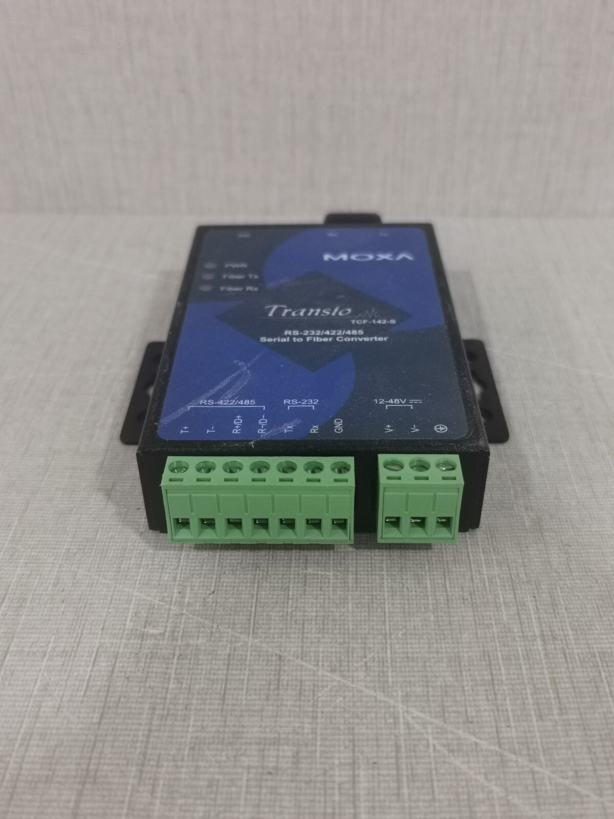 Moxa TCF-142-S-SC MOXA TCF-142-S-SC Serial to Fiber Converter 4