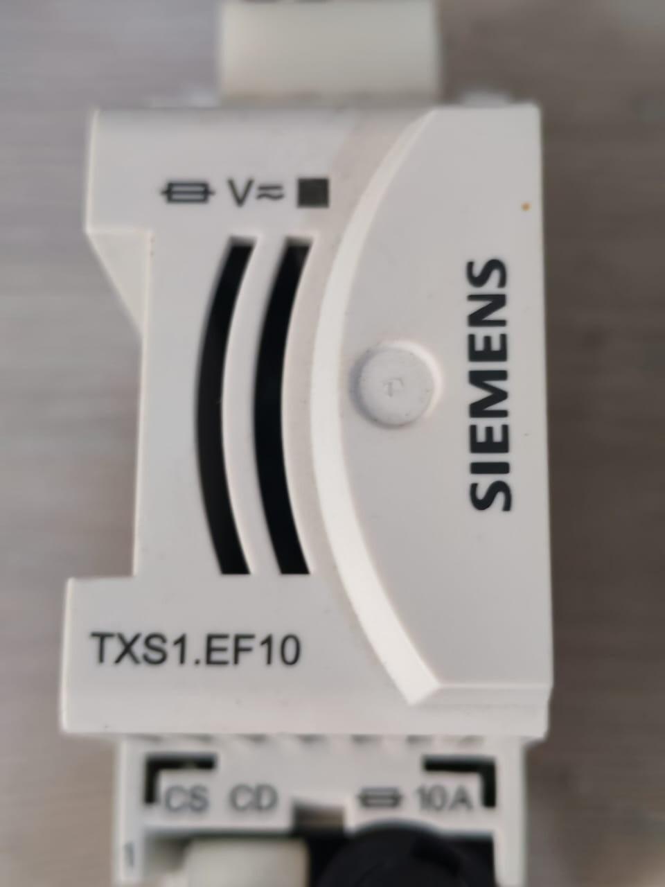 Siemens TXS1.EF10 LOT Siemens TXS1.EF10 Bus Connection Module 24V 3