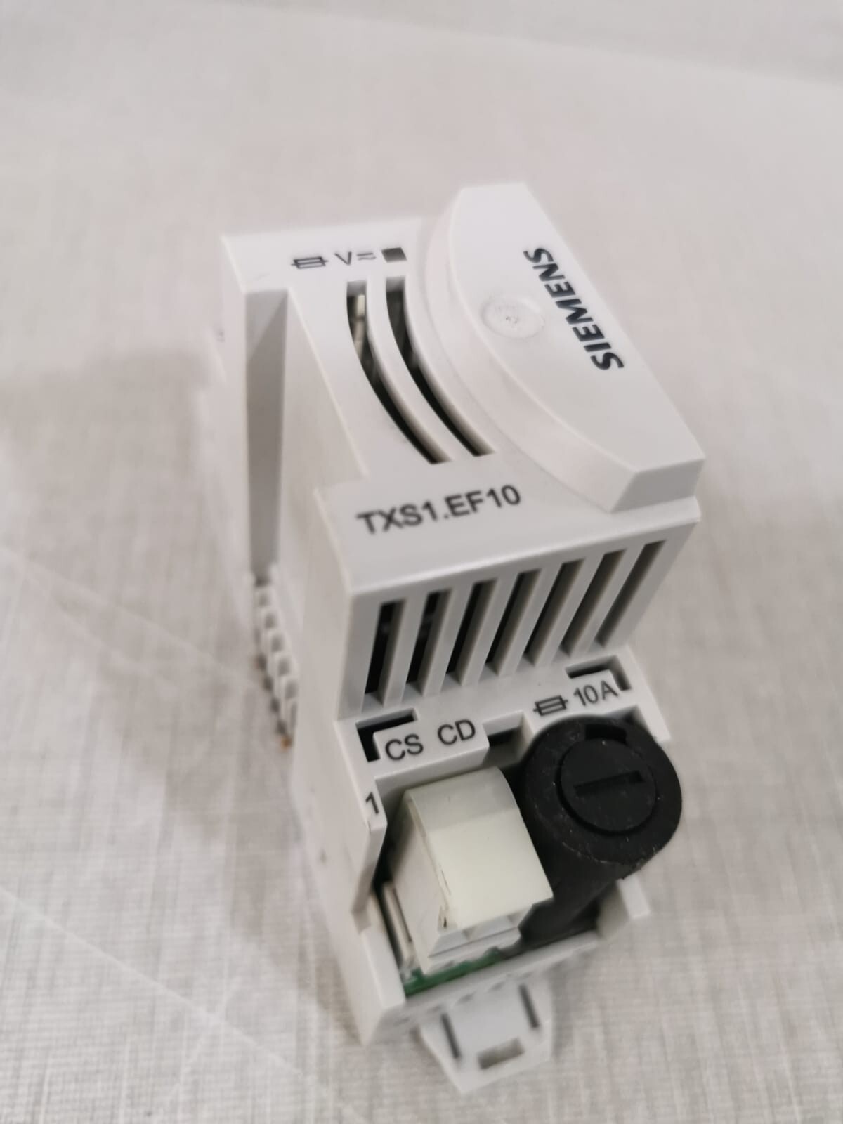 Siemens TXS1.EF10 LOT Siemens TXS1.EF10 Bus Connection Module 24V 8