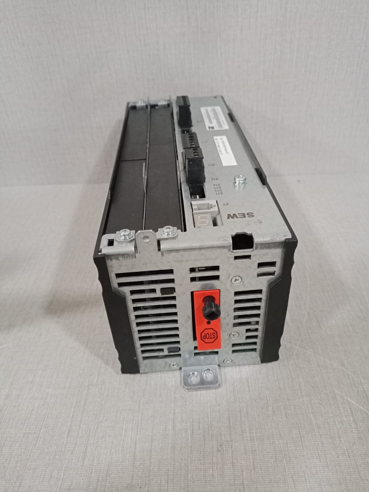 SEW Eurodrive MDX61B0055-5A3-4-0T SEW EURODRIVE MDX61B0055-5A3-4-0T SERVO MDX61B-0T 4