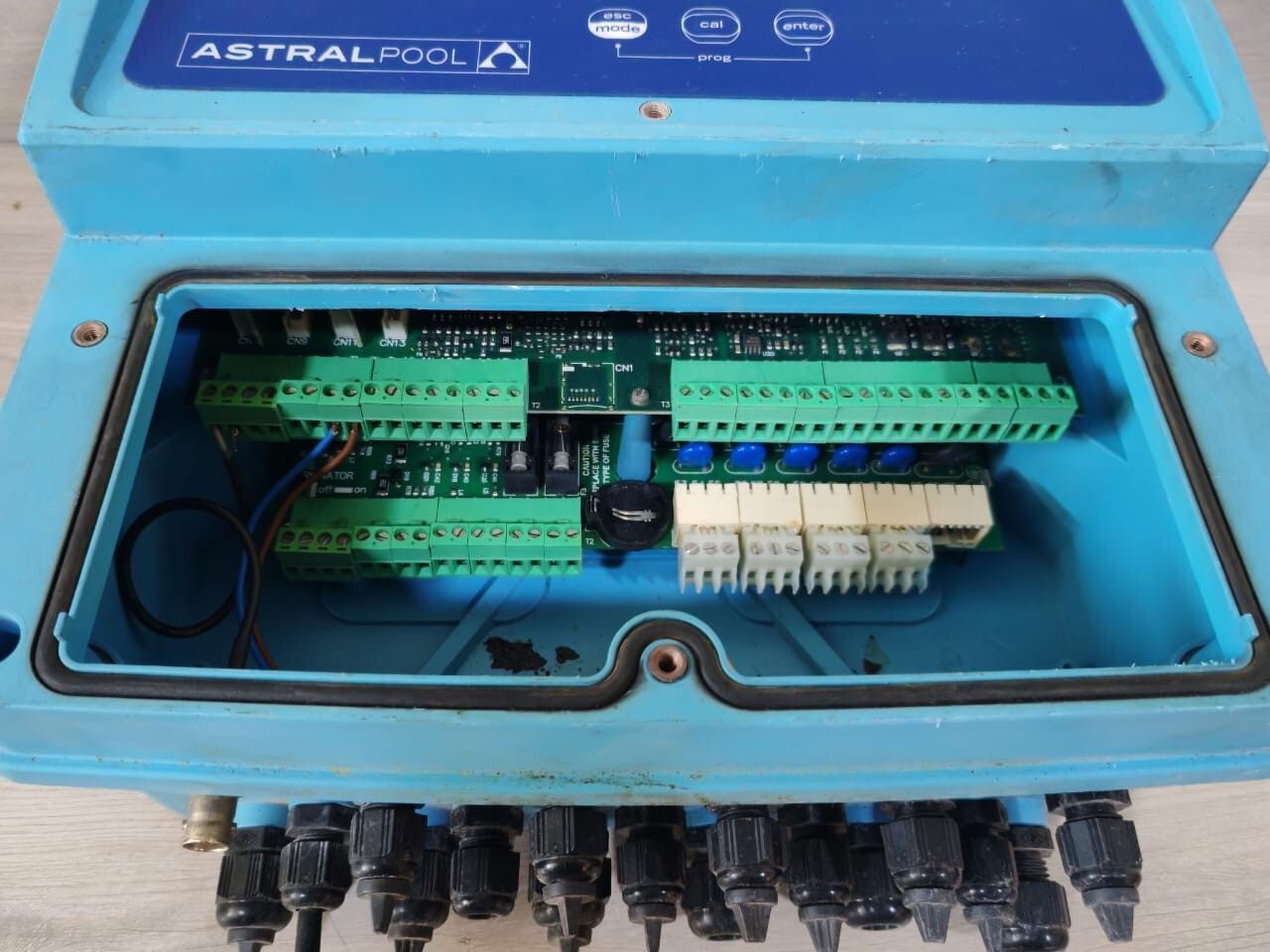 ASTRALPOOL K800L03WM00A ASTRALPOOL KONTROL 800 PC ASTRAL K800L03WM00A 100-240VAC 50-60Hz PANEL 4