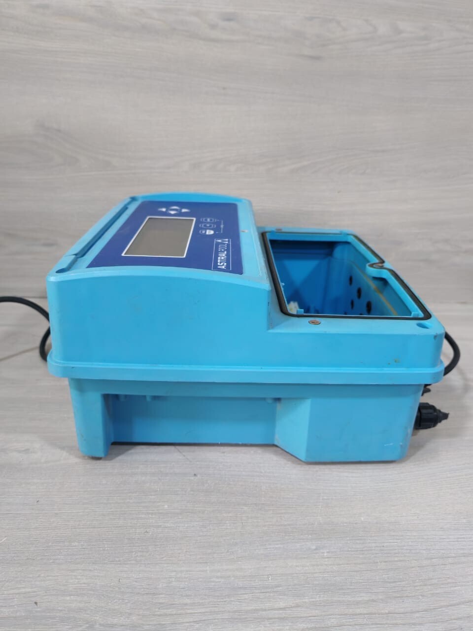 ASTRALPOOL K800L03WM00A ASTRALPOOL KONTROL 800 PC ASTRAL K800L03WM00A 100-240VAC 50-60Hz PANEL 6
