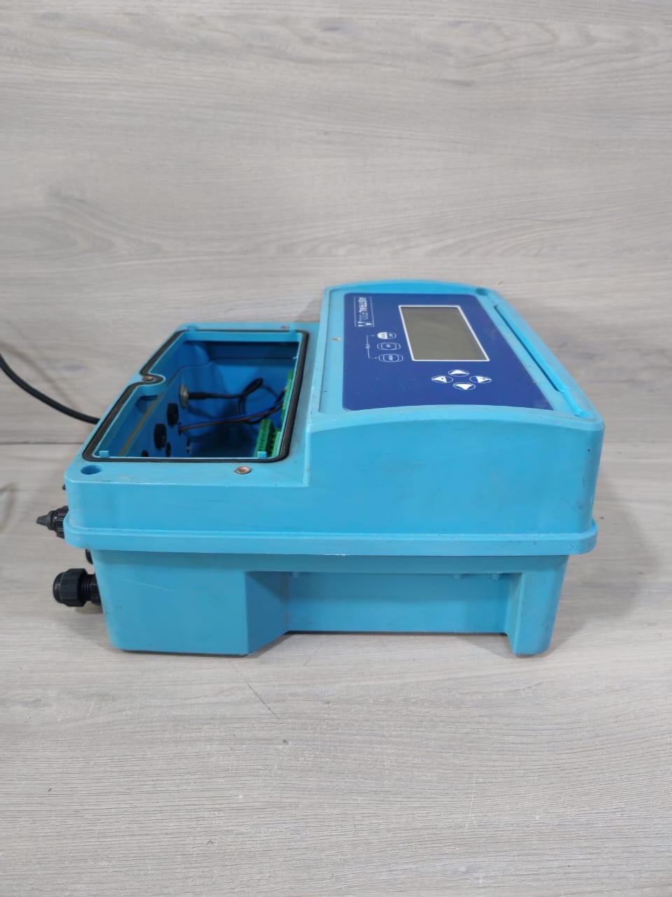 ASTRALPOOL K800L03WM00A ASTRALPOOL KONTROL 800 PC ASTRAL K800L03WM00A 100-240VAC 50-60Hz PANEL 7