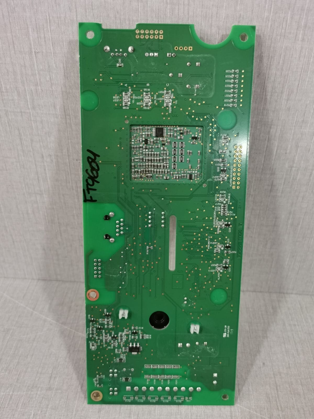 Unbranded 05661023 / 17181V0146 05661023 / 17181V0146 D Board Rev. 3.07 3