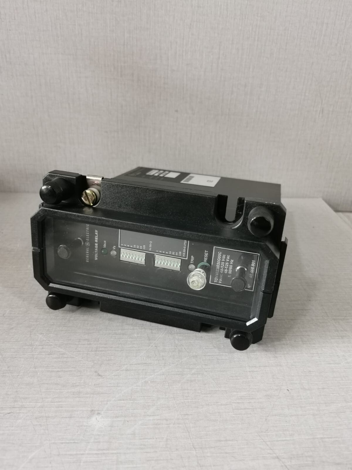 GE TOV4023I030G00C GE MULTILIN TOV4023I030G00C VOLTAGE RELAY 48-125VDC-VAC 50/60Hz 7