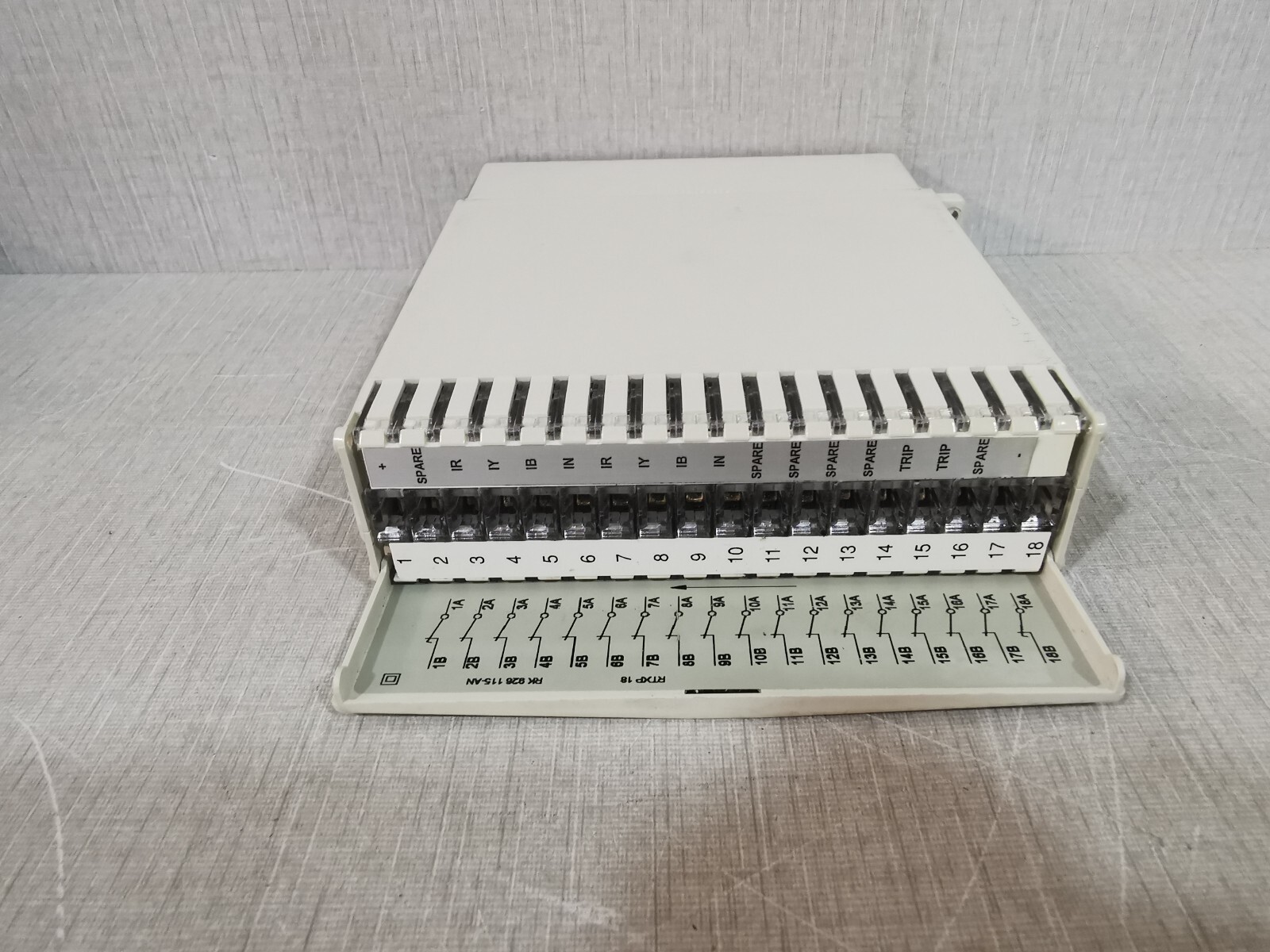 ABB RTXP18 REB 611 ABB RTXP18 REB 611 BUS-A BUS BAR PROTECTION RELAY 4