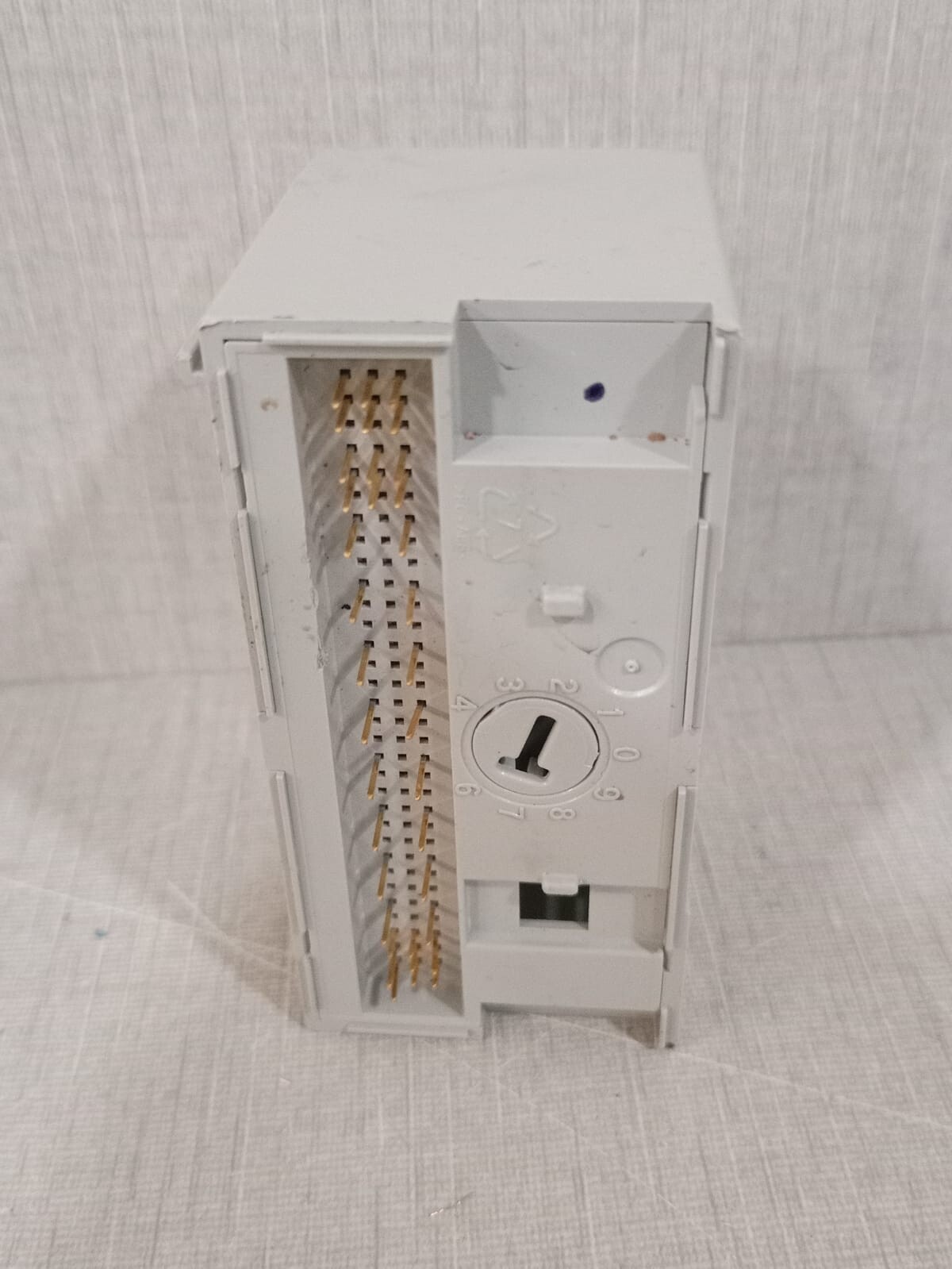 Allen-Bradley 1794-IB16 Allen Bradley 1794-IB16 Flex I/O Module without base 4