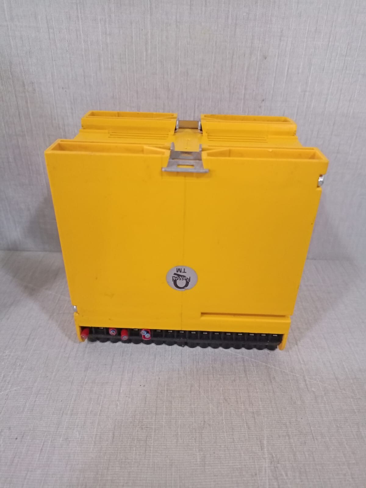 BENDER IRDH275B -425 BENDER IRDH275 ISOMETER IRDH275B -425 4