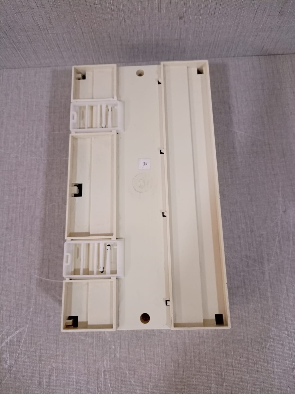Johnson Controls LP-FX15D10-000C Johnson Controls LP-FX15D10-000C Version A FX15 Controller 8