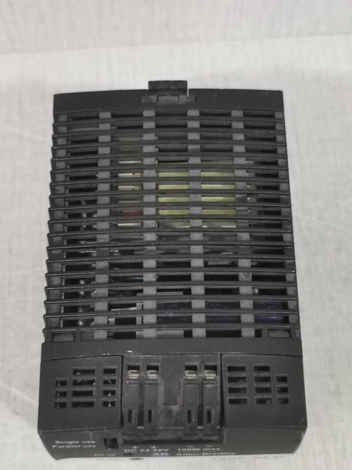 Allen-Bradley 1606-XLP100E Allen-Bradley 1606-XLP Power Supply 1606-XLP100E 2