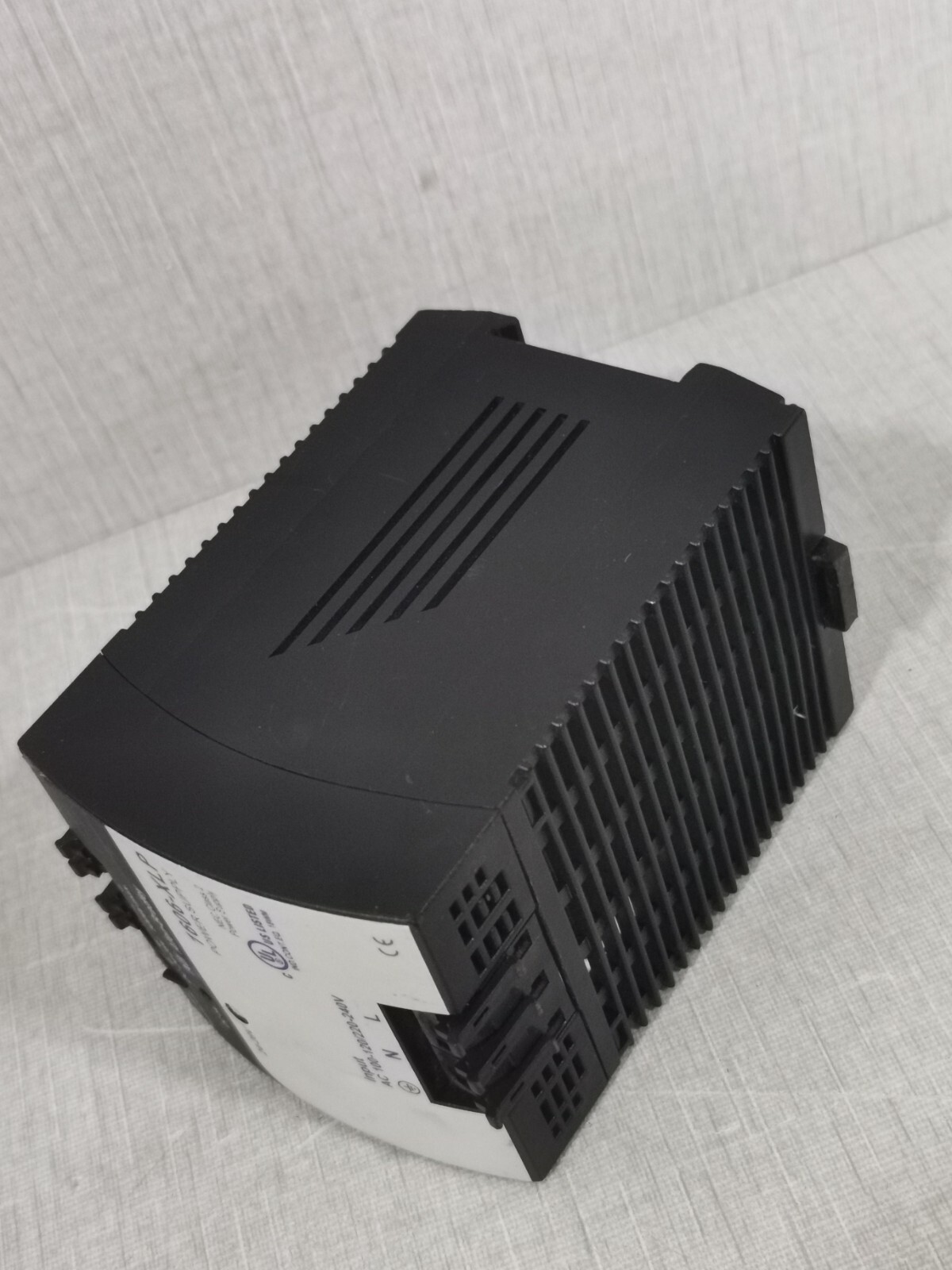 Allen-Bradley 1606-XLP100E Allen-Bradley 1606-XLP Power Supply 1606-XLP100E 3