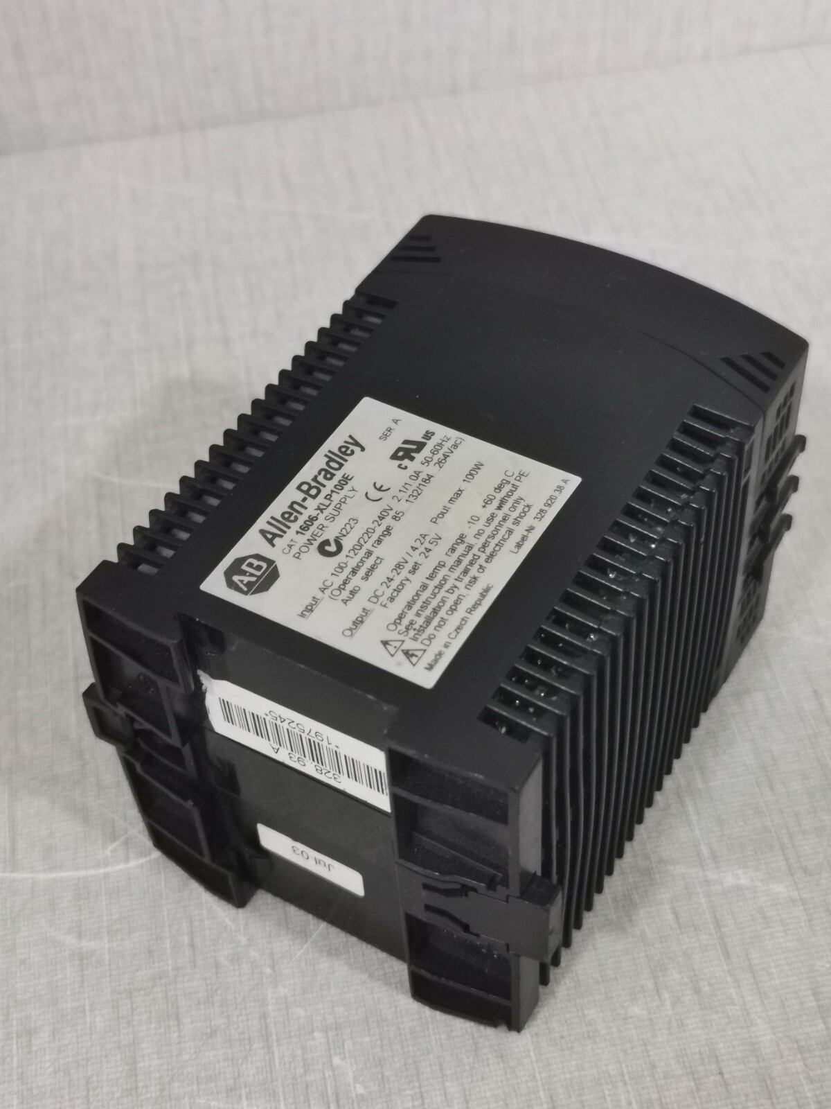 Allen-Bradley 1606-XLP100E Allen-Bradley 1606-XLP Power Supply 1606-XLP100E 4