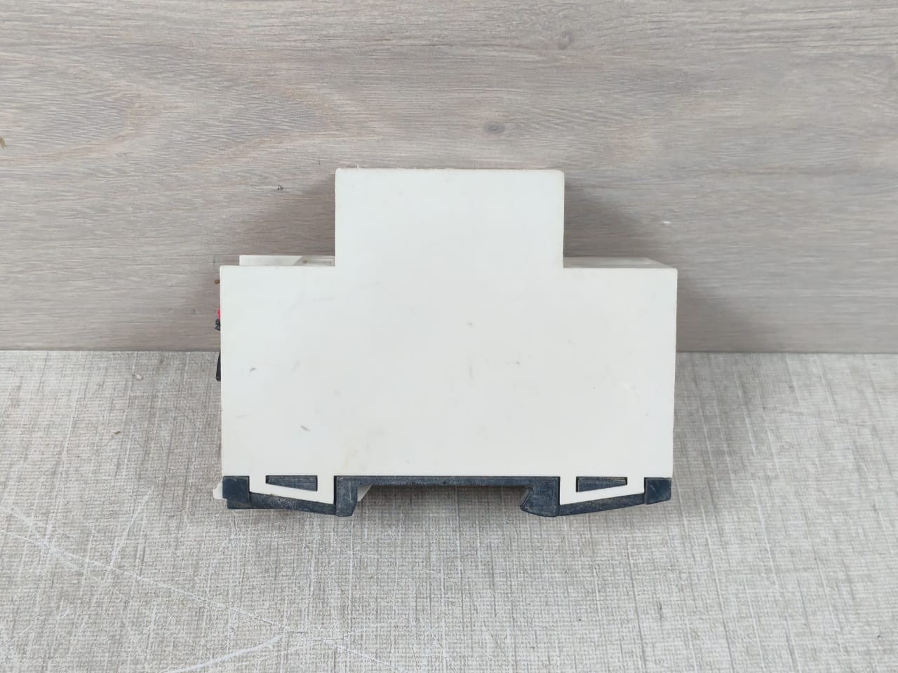 GIRA 1023 00/I02 GIRA 1023 00/I02 KNX Line Coupler 6