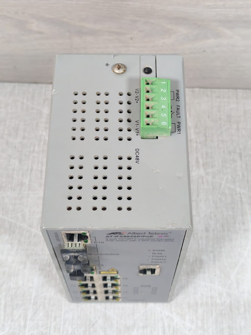 Allied Telesis AT-IFS802SP/PoE(W) Allied Telesis AT-IFS802SP/PoE(W) 48VDC,3A F/W V1.04 Switch 10