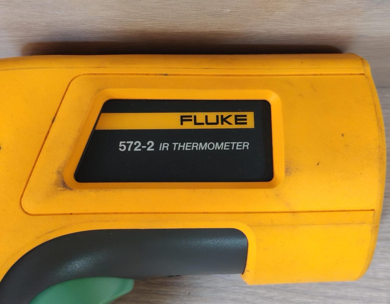 Fluke 572-2 IR FLUKE 572-2 IR THERMOMETER 5