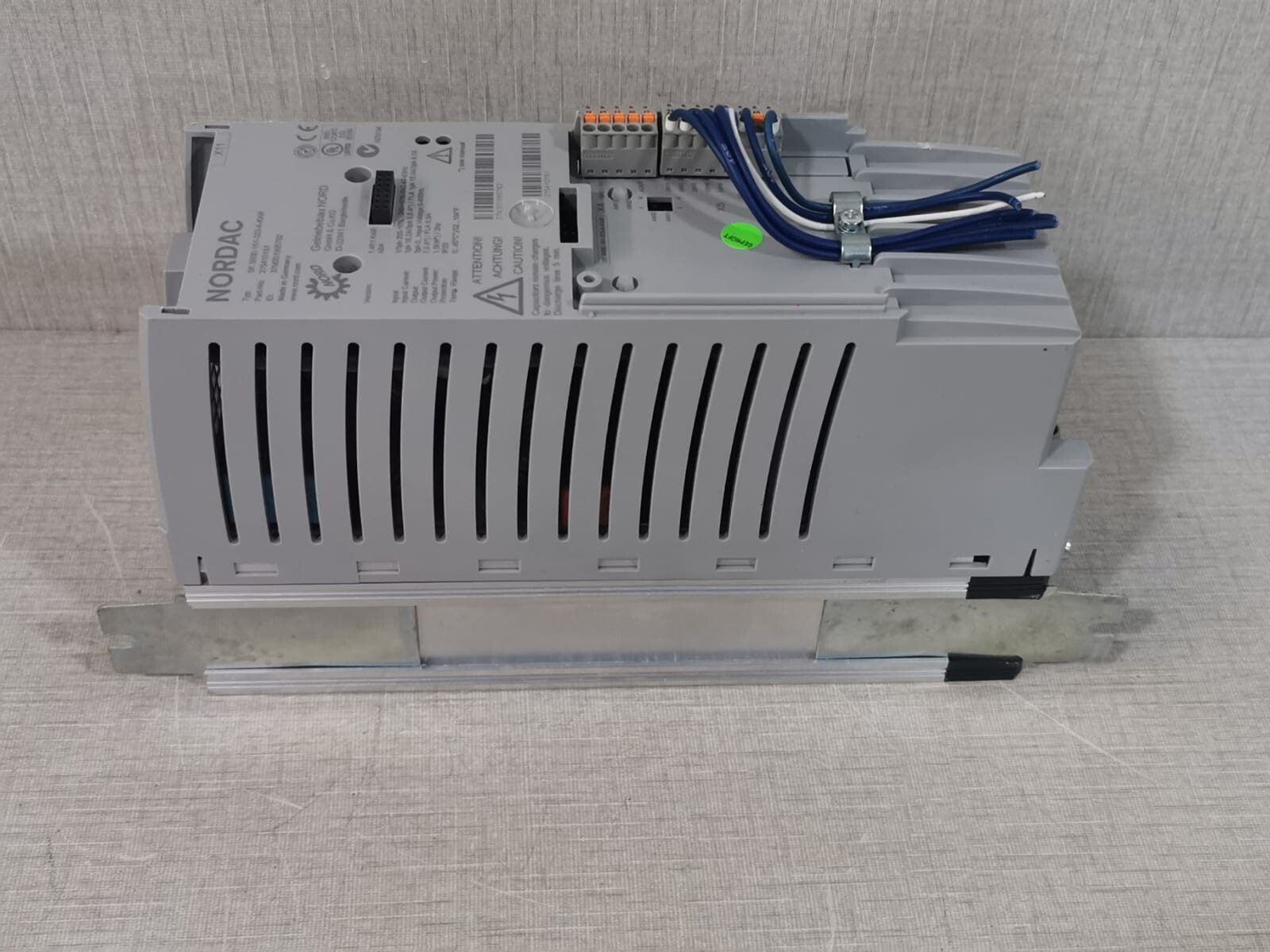 NORDAC SK 500E-151-323-A-KAR NORDAC SK 500E-151-323-A-KAR / Part No: 275410151 Inverter Drive 8