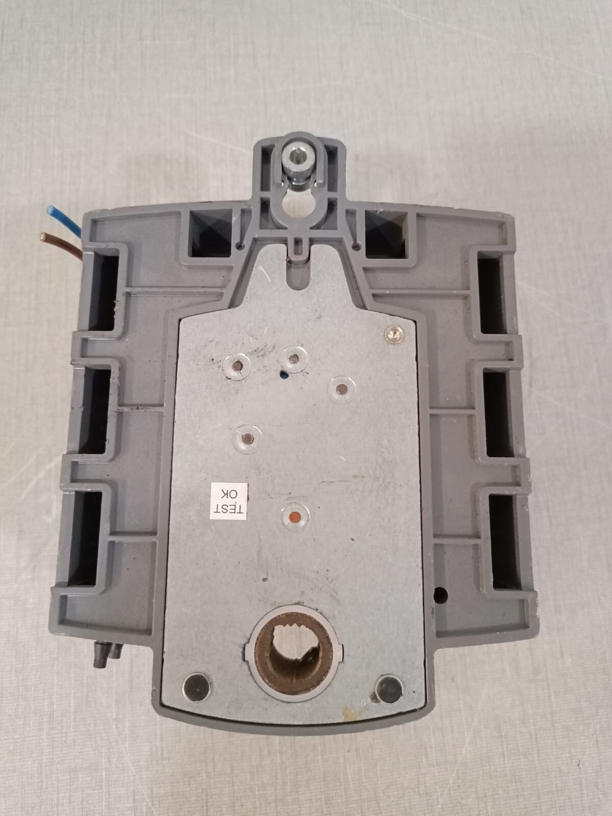 Johnson Controls 37-00632-00001 Rev C JOHNSON CONTROLS VAV1507 Module 37-00632-00001 Rev C 5