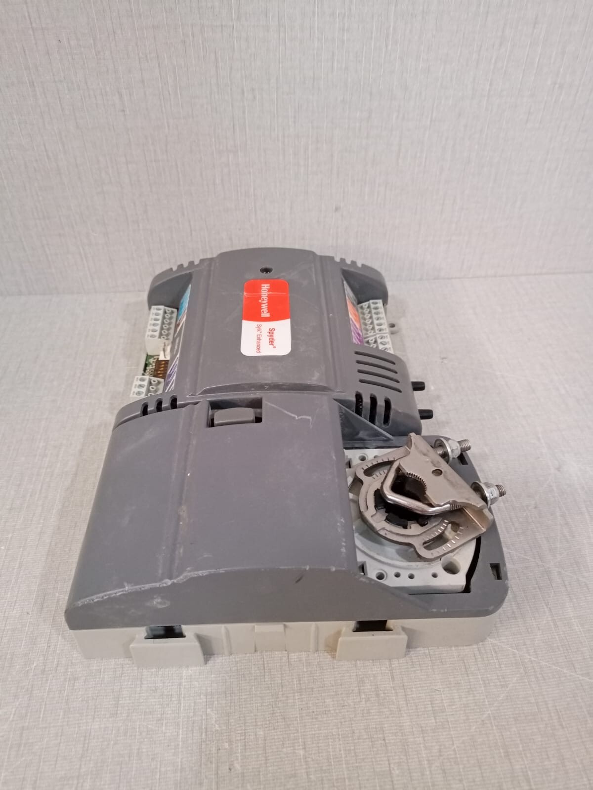Honeywell PVB4022AS Honeywell Spyder PVB4022AS VAV CONTROLLER 3