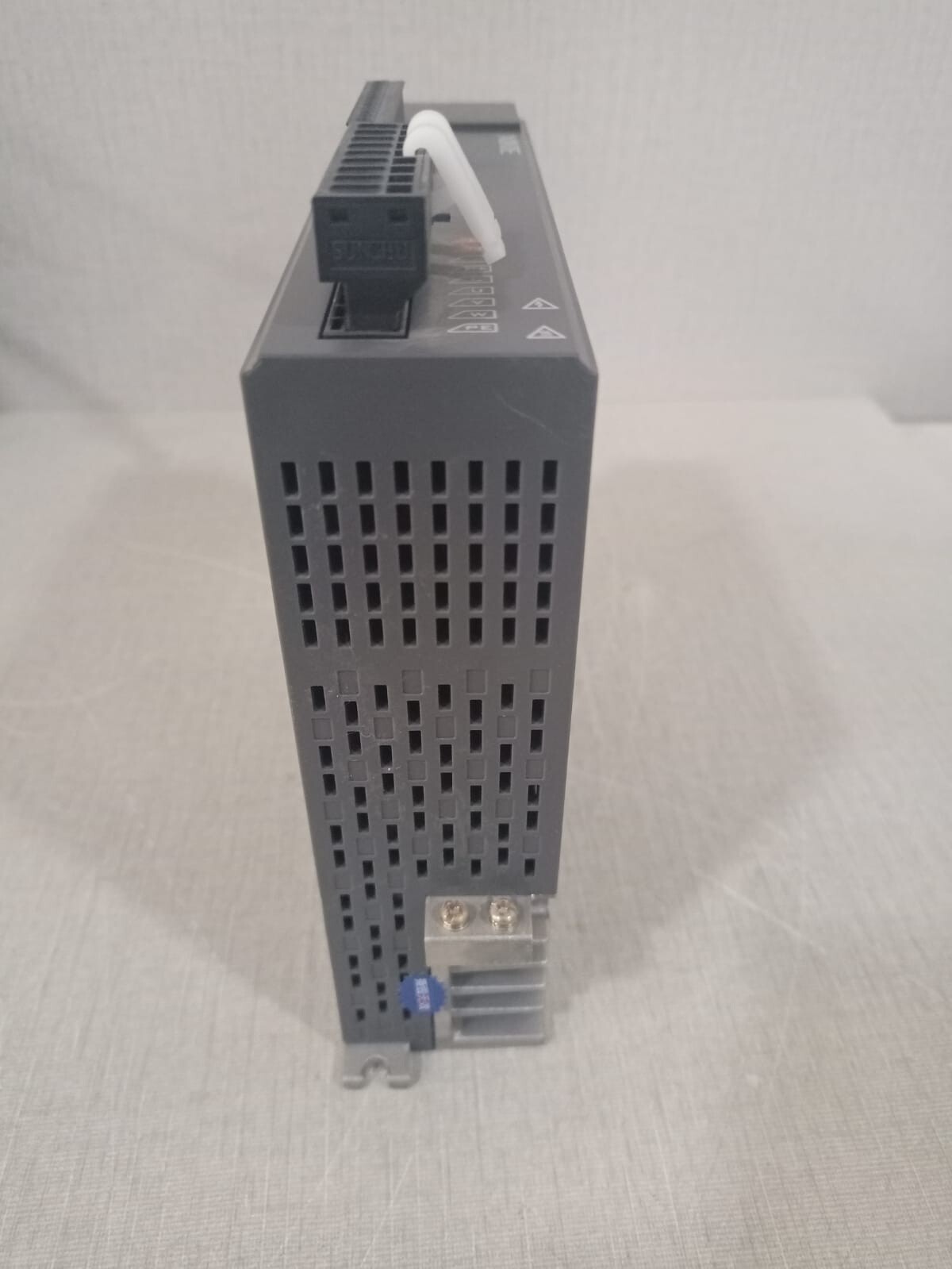 XINJE DS5L1-20P4-PTA SERVO DRIVER 1PH 200-240V 50/60Hz 3
