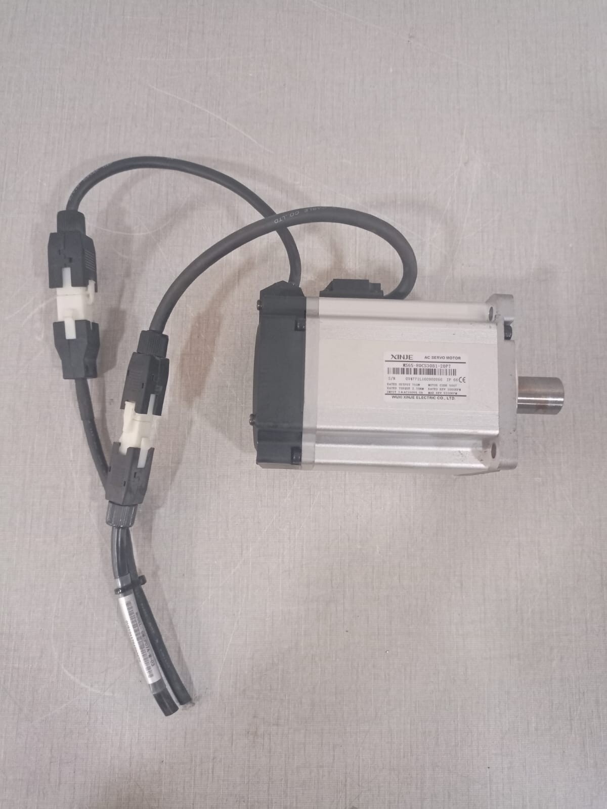 Xinje MS6S-80CS30B1-20P7 XINJE MS6S-80CS30B1-20P7 AC SERVO DRIVER 4