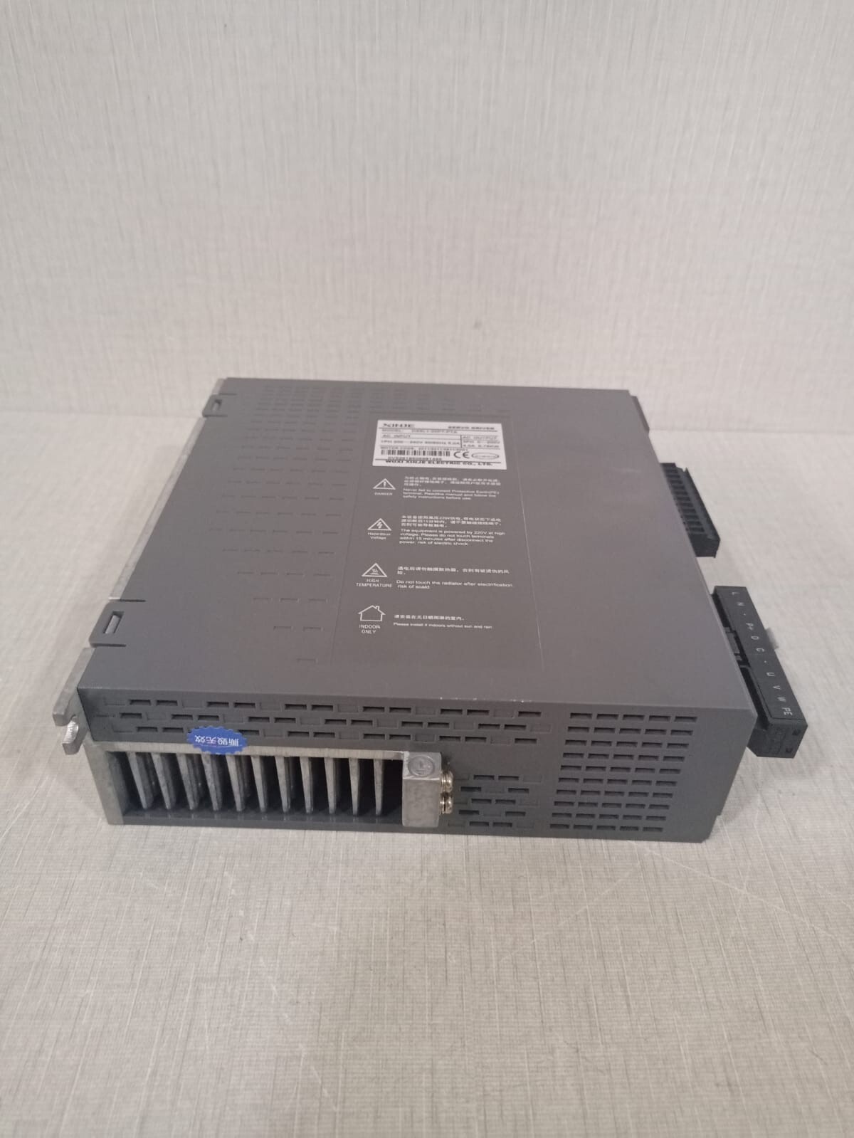 XINJE DS5L1-20P7-PTA SERVO DRIVER 1PH 200-240V 50/60Hz 3
