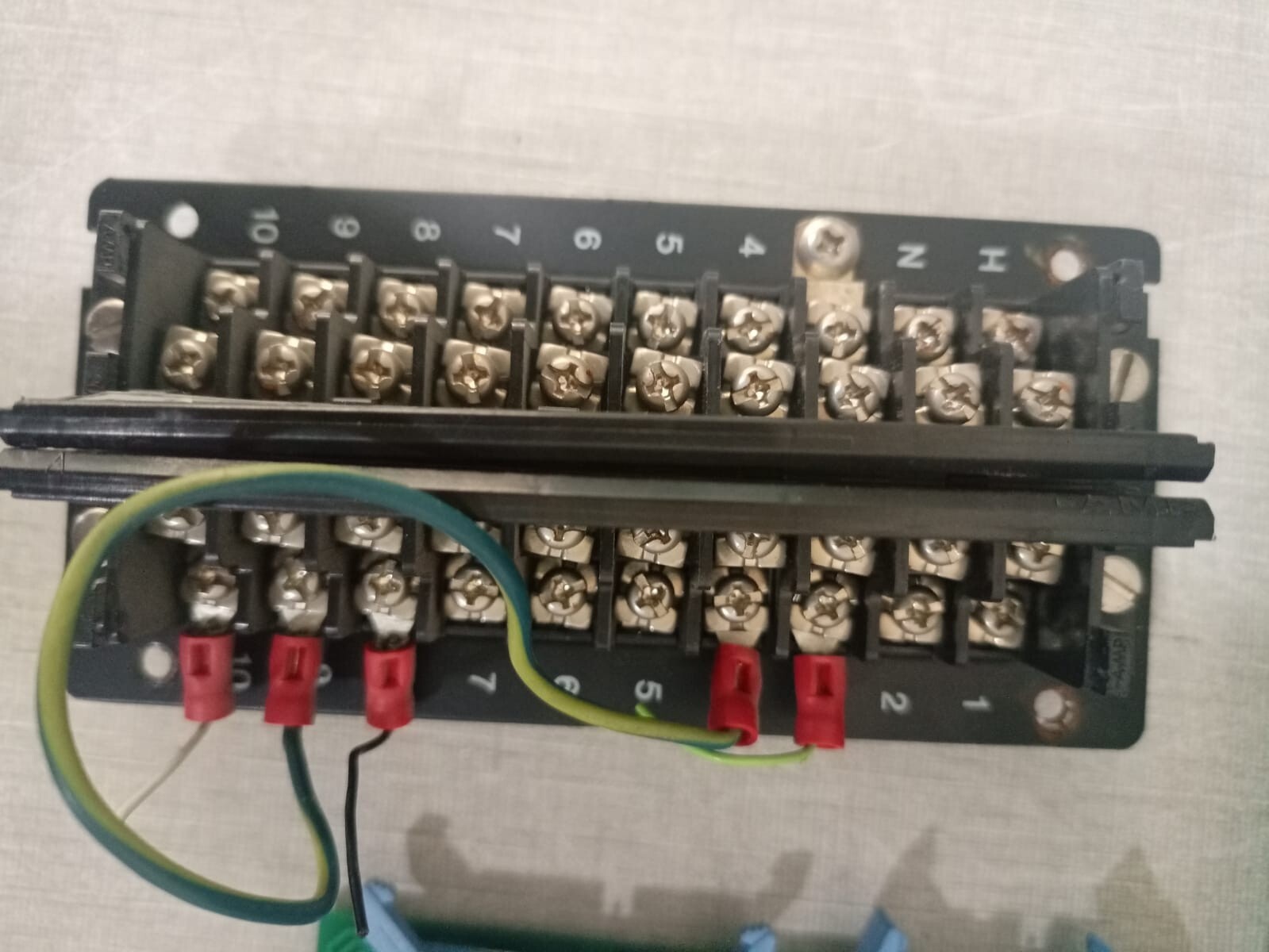 Moore Industries B/M MOORE 320A2NNF CONTROLLER 320A2NNF B/M 15918-50/90K 9