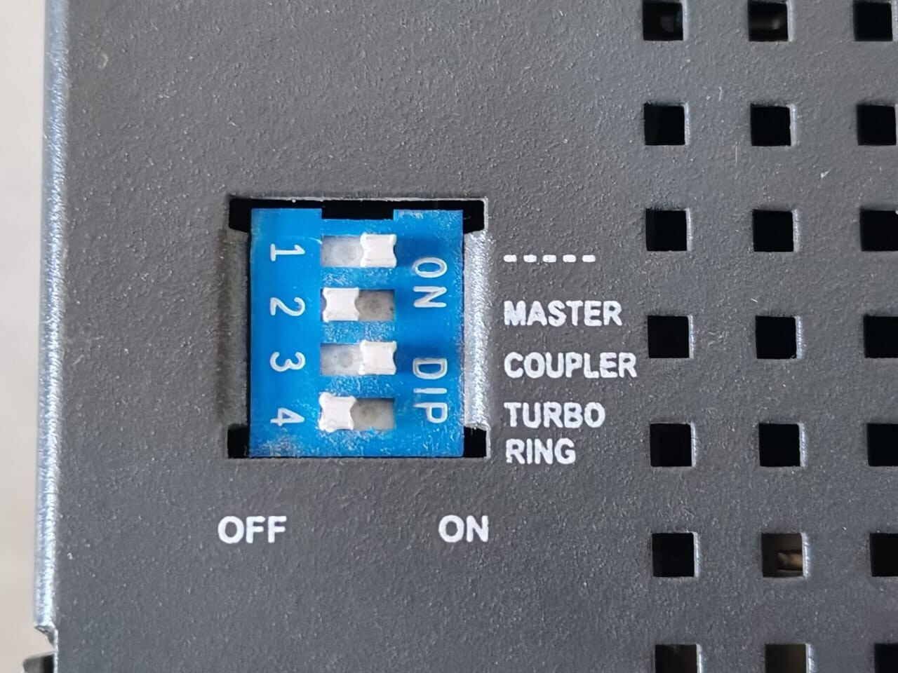 MOXA EDS-P510 MOXA EDS-P510 ETHERNET SWITCH 4