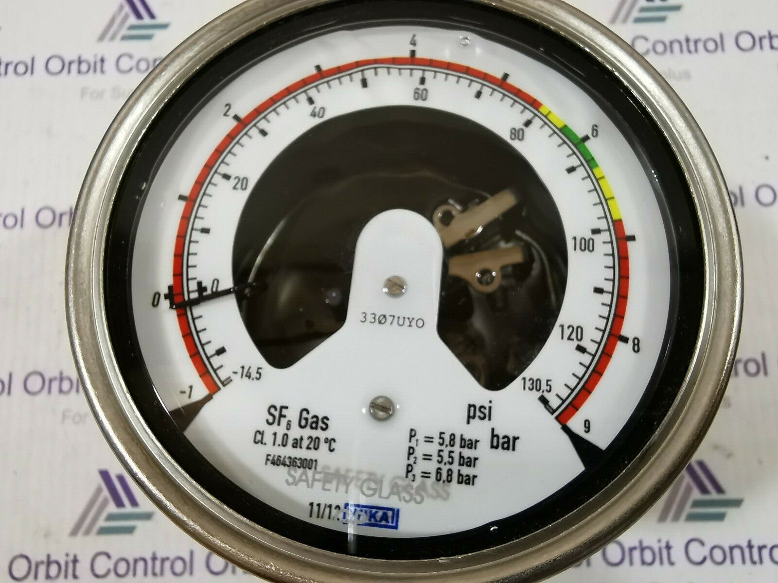 WIKA 233.52.100 WIKA 233.52.100-1/9 BAR FLANGE D34 821.2.2.1 PRESSURE & TEMP.MEASUREMENT 4