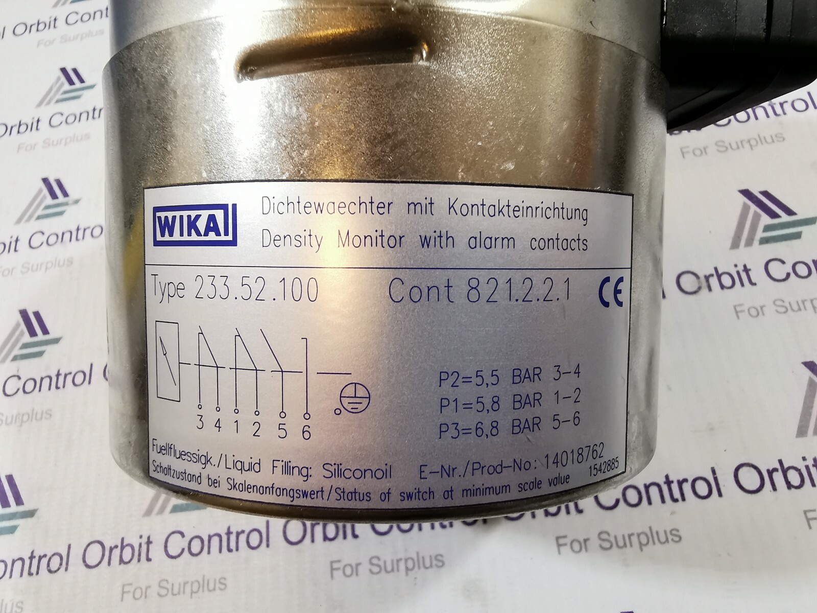 WIKA 233.52.100 WIKA 233.52.100-1/9 BAR FLANGE D34 821.2.2.1 PRESSURE & TEMP.MEASUREMENT 6
