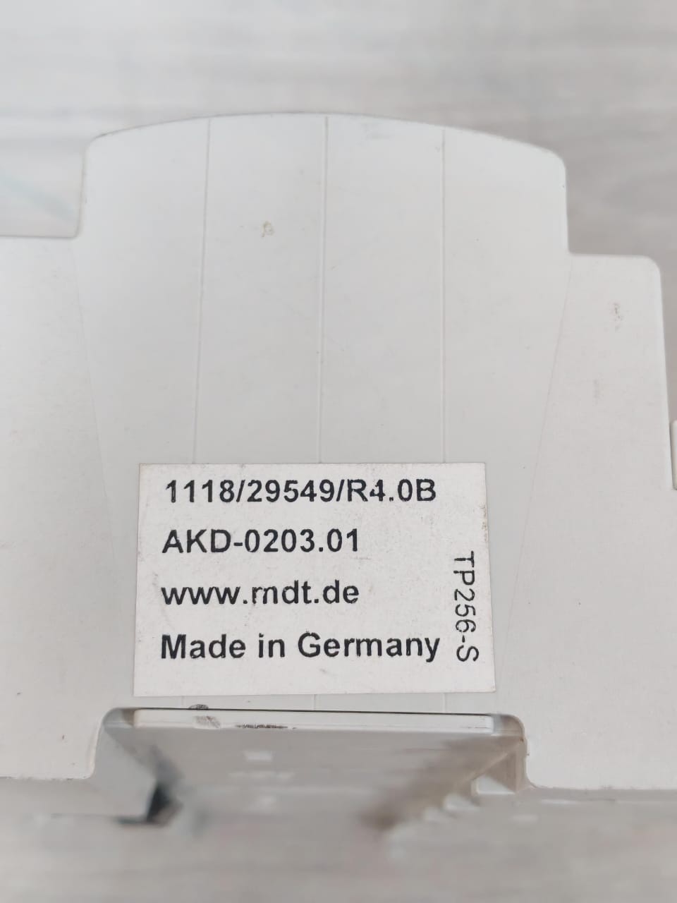 mdt AKD-0203.01 MDT KNX AKD-0203.01 DIMMAKTOR 2FACH 230VAC 50Hz/2X600W 5
