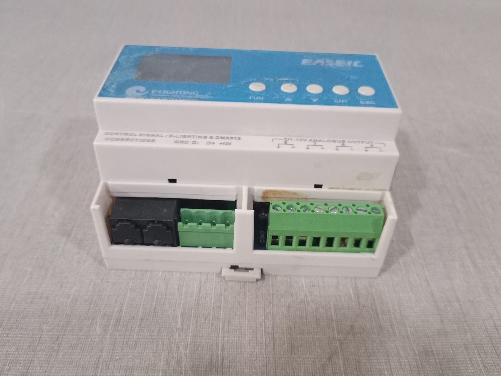 EASEIC E-LIGHTING 540800 EASEIC E-LIGHTING DBC800A 8 Channel Analogue Output Unit 540800 4