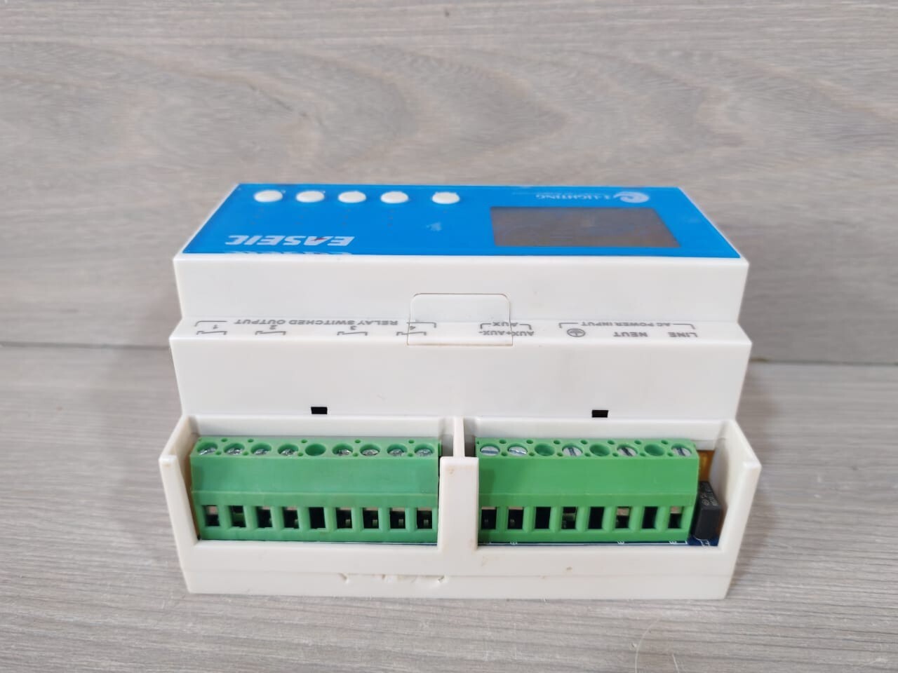 EASEIC E-LIGHTING 550410 EASEIC E-LIGHTING DRC410F 4 Channel Relay Switched Output Unit 540410 6