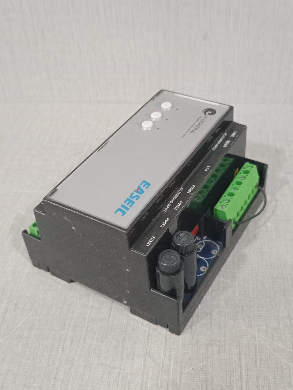 EASEIC E-LIGHTING 560202 EASEIC E-LIGHTING DMC202T 2 Channels Universal Dimming Control Module 560202 4