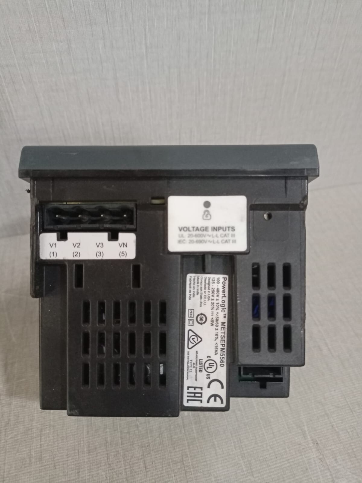 Schneider Electric METSEPM5560 Schneider Electric PM5500 Power Logic METSEPM5560 (Screen Scratched) 9