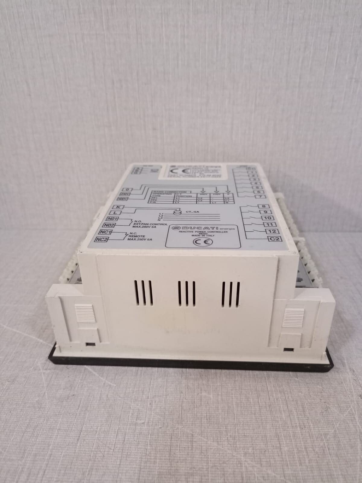 DUCATI REGO 12 DUCATI Energia REGO 12 Reactive Power Controller 7