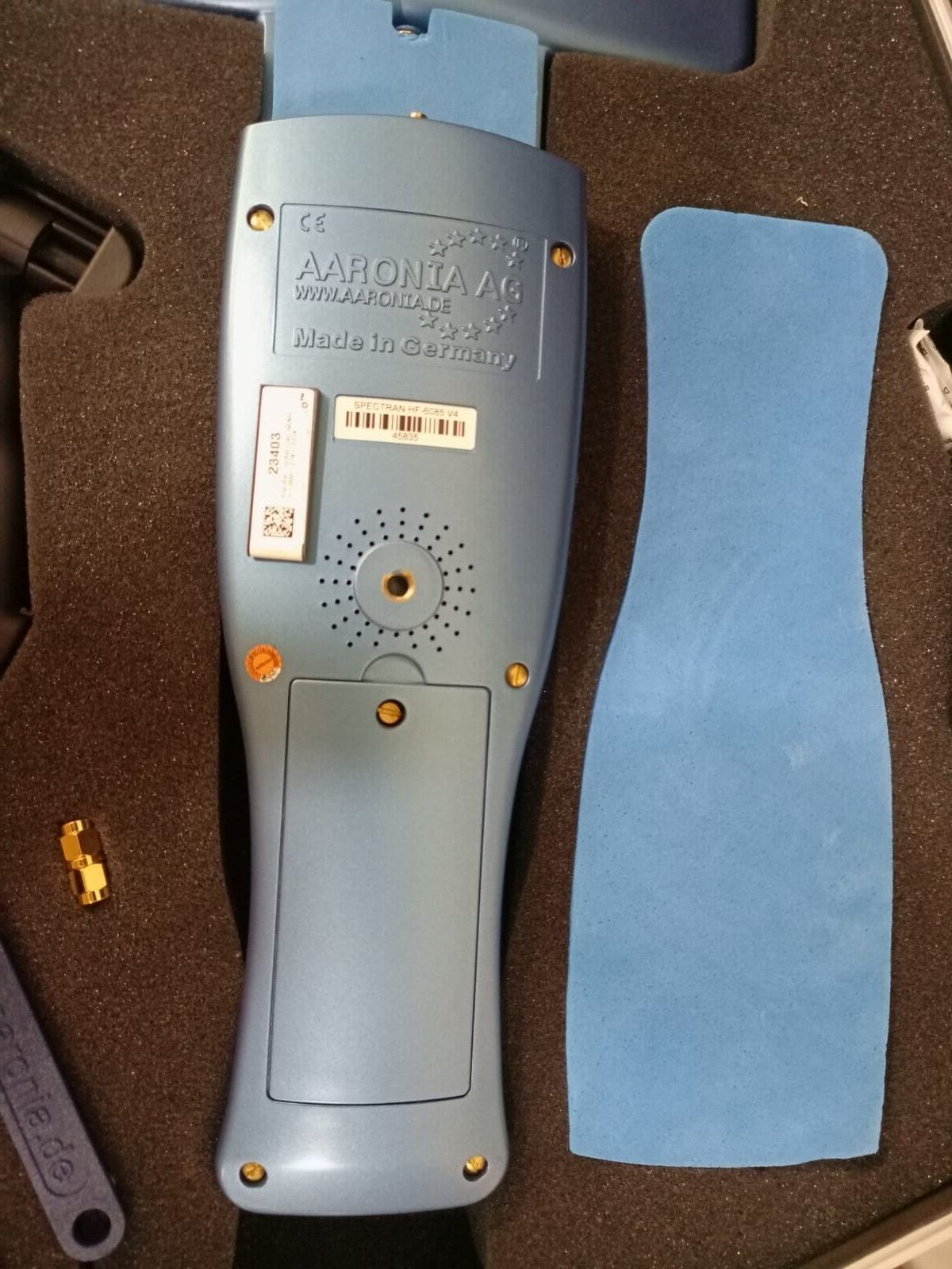 AARONIA AG HF-6085 AARONIA AG SPECTRAN HF-6085 SPECTRUM ANALYZER - NEED A BATTERY 10