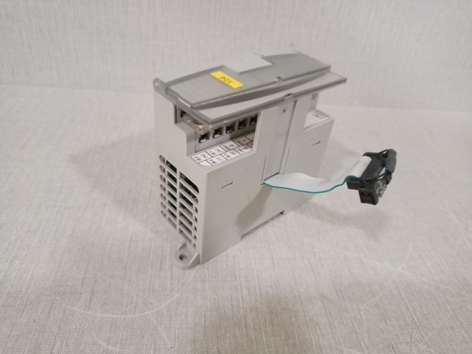 Allen Bradley 1762-IF2OF2 Allen Bradley 1762-IF2OF2 MicroLogix Output Analog Module 4