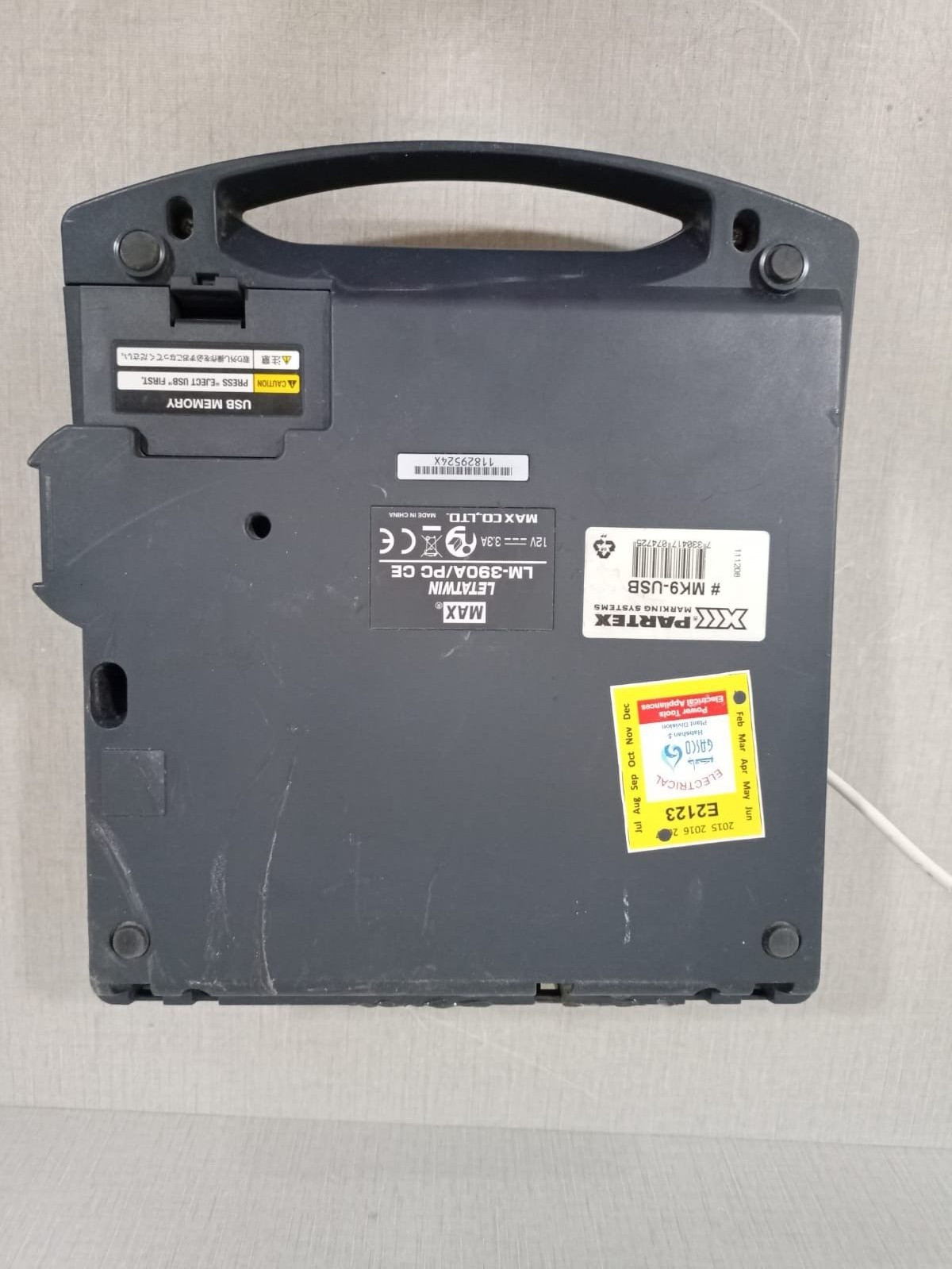 MAX LM-390A/PC CE MAX LETATWIN LM-390A Cable ID Printer LM-390A/PC CE - W/O COVER OF THE SCREEN 9