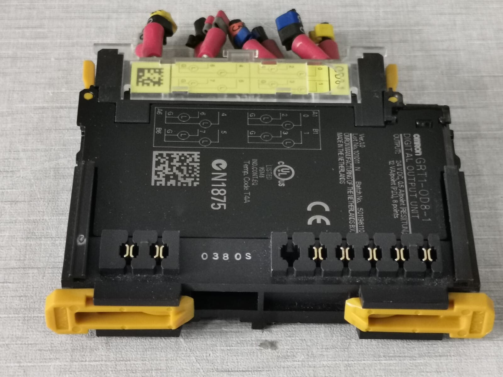 Omron GRT1-OD8-1 per Lot -Omron PLC module GRT1-OD8-1 Digital Output Unit 24VDC.0.5 6